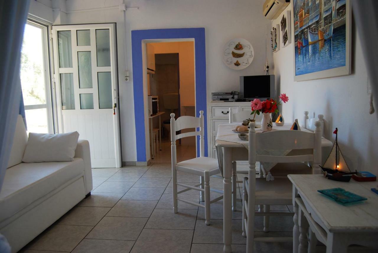 Killini Cottage Studio The Small Cyclades Kastro-Kyllini Dış mekan fotoğraf